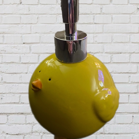 Baby Chick Lotion Dispenser - Picture 2 of 2